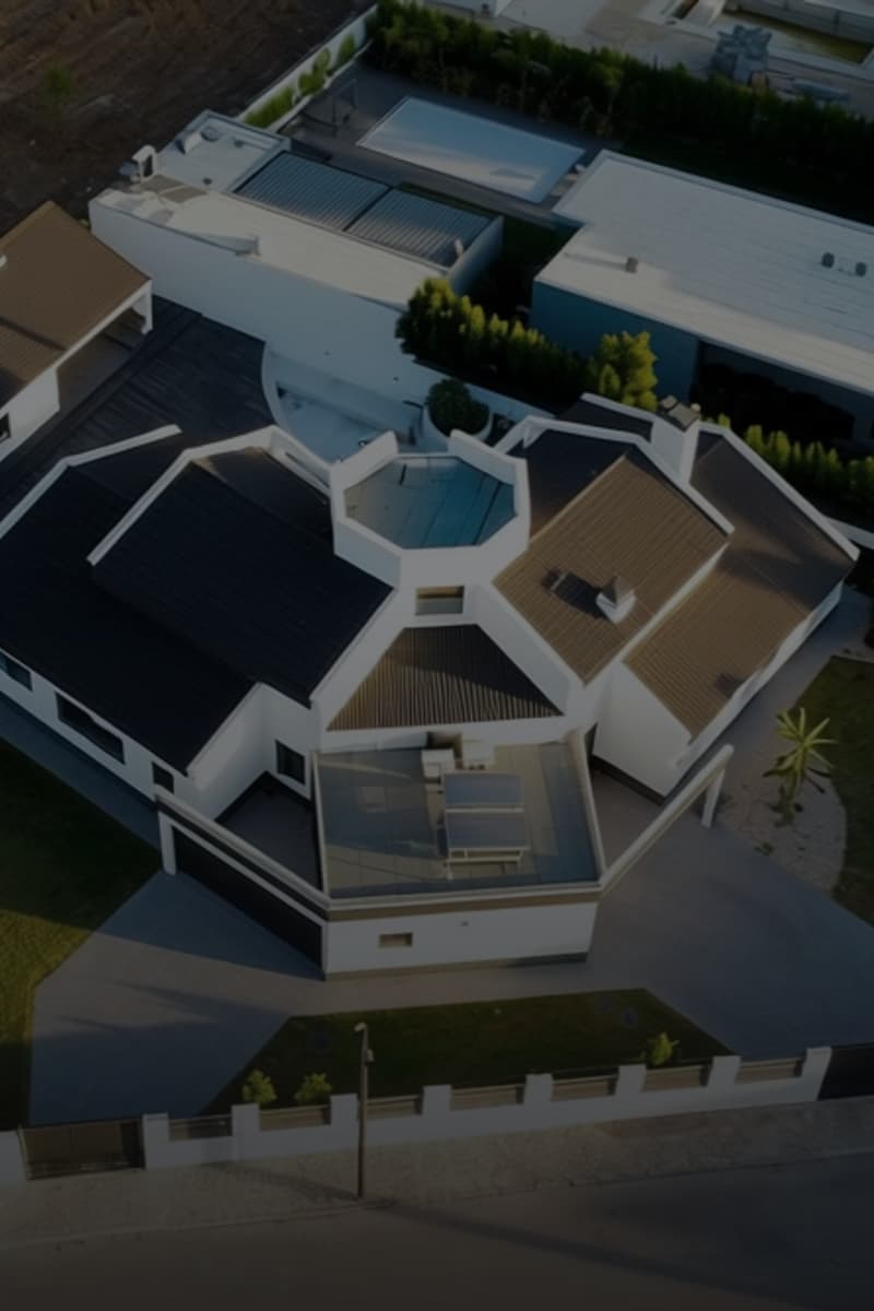 Aerial view of the house, pool and garden